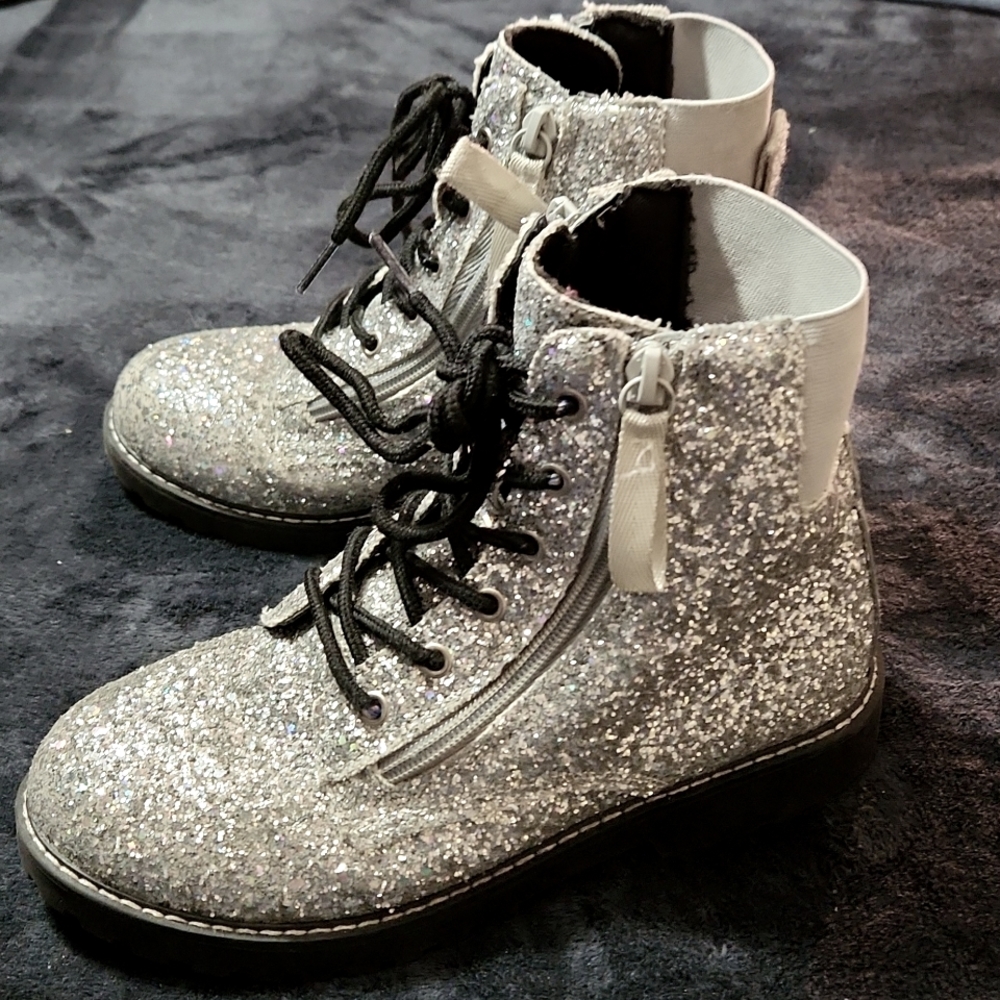 Glitter lace up boot